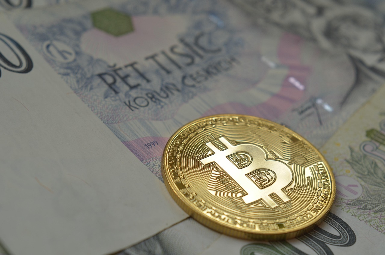以太坊巨鲸投降！6.5万枚ETH做多仓位昨晚已近全数止损